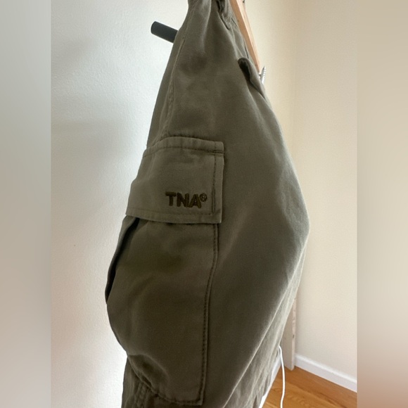 NWOT ARITZIA TNA Supply Cargo Micro Skirt Size8 - Picture 8 of 9